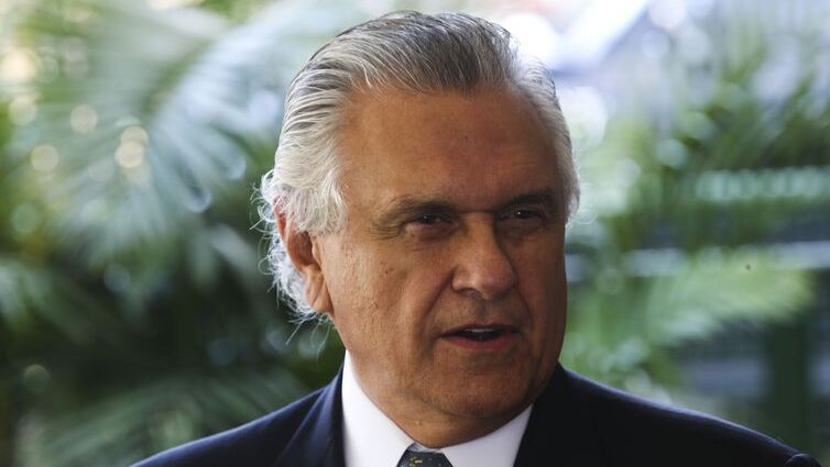 Ronaldo Caiado avisa que deixará União Brasil para disputar Palácio do Planalto
