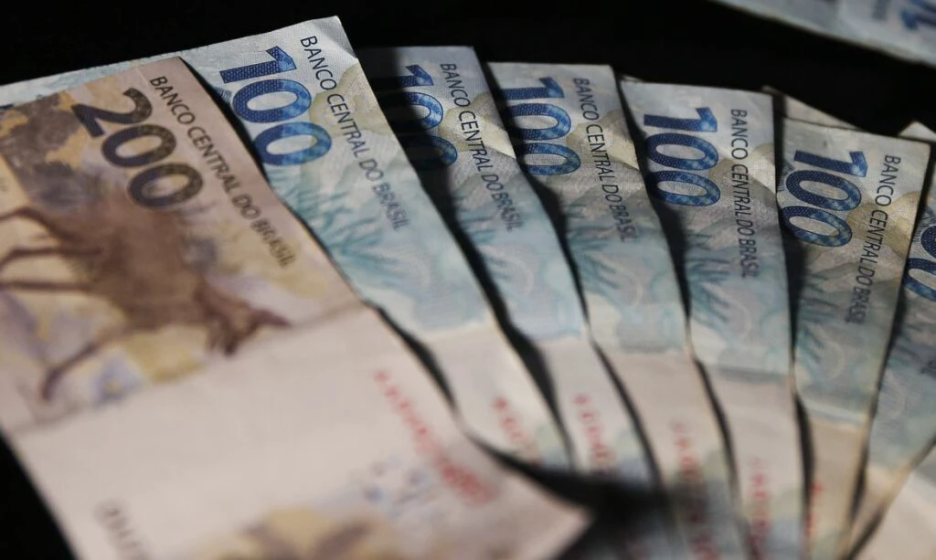 Governo Lula arrecadou mais de R$ 10 bilhões no 1º dia de 2026