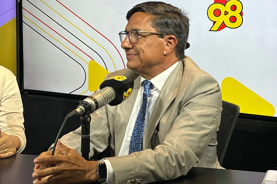 Especialista aponta risco de inelegibilidade para Ezequiel em eventual posse no Governo do RN