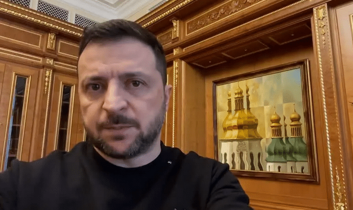 “Acordo de paz está 90% pronto”, diz Zelensky, mas alerta sobre riscos de concessões à Rússia