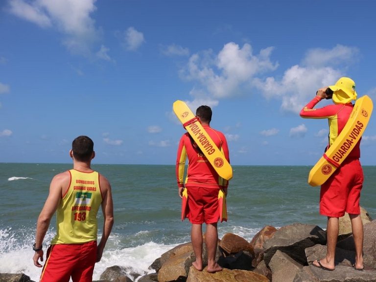 Corpo de Bombeiros do RN alerta para perigo de correntes de retorno no mar