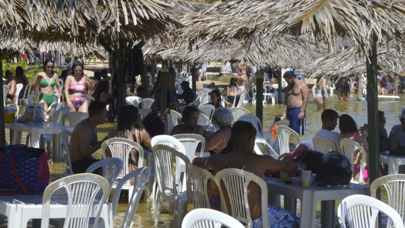 Serviços do RN recuam pelo segundo mês seguido em novembro, mostra IBGE