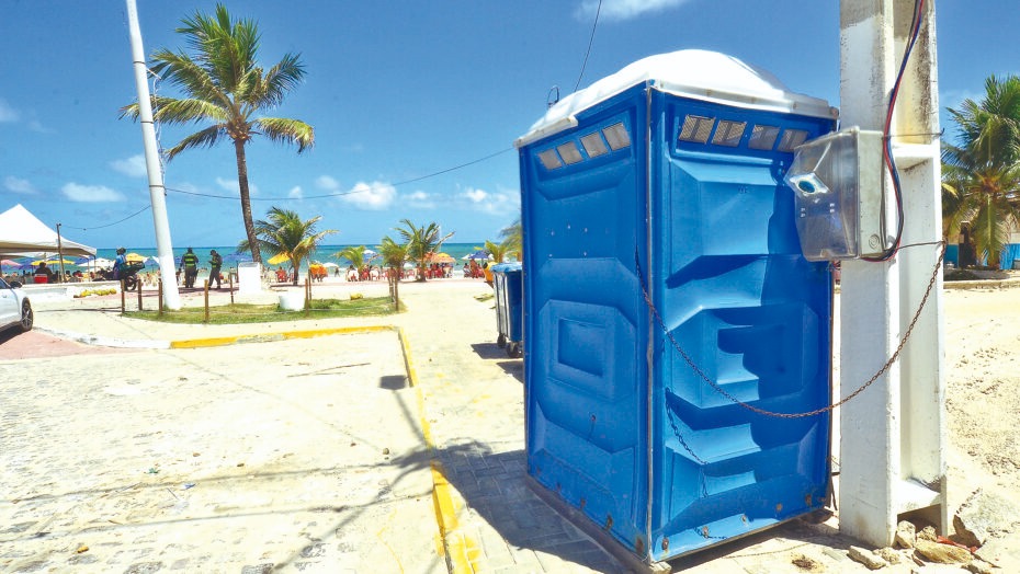 Parnamirim reforça limpeza no litoral para enfrentar alta temporada até o carnaval