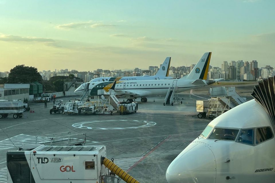 Governo Lula torra ao menos R$2 bilhões em viagens