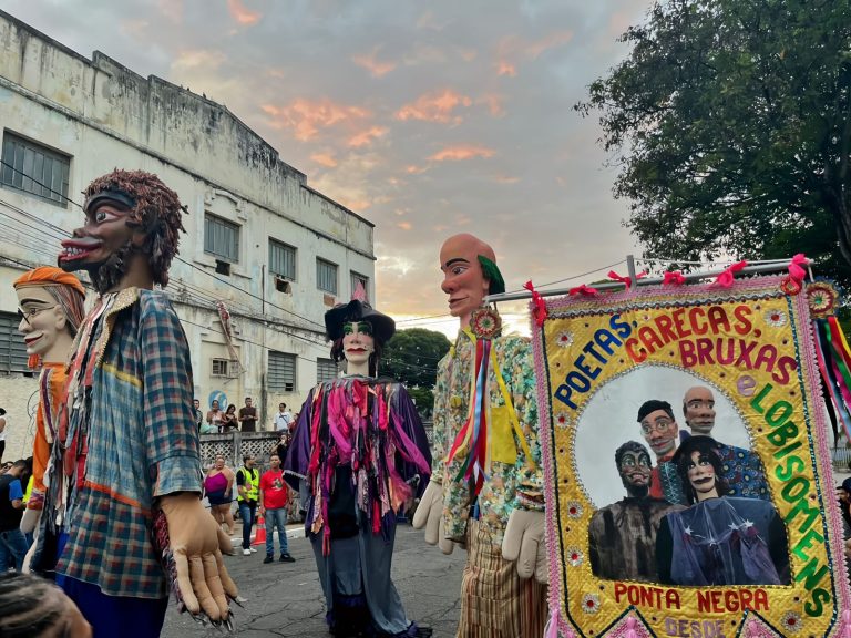 Lançamento do Poetas, Carecas, Bruxas e Lobisomens acontece neste sábado