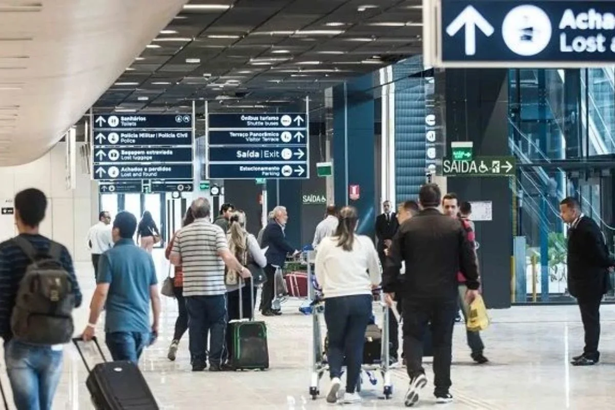 Brasil bate recorde e recebe 9,2 milhões de turistas em 2025