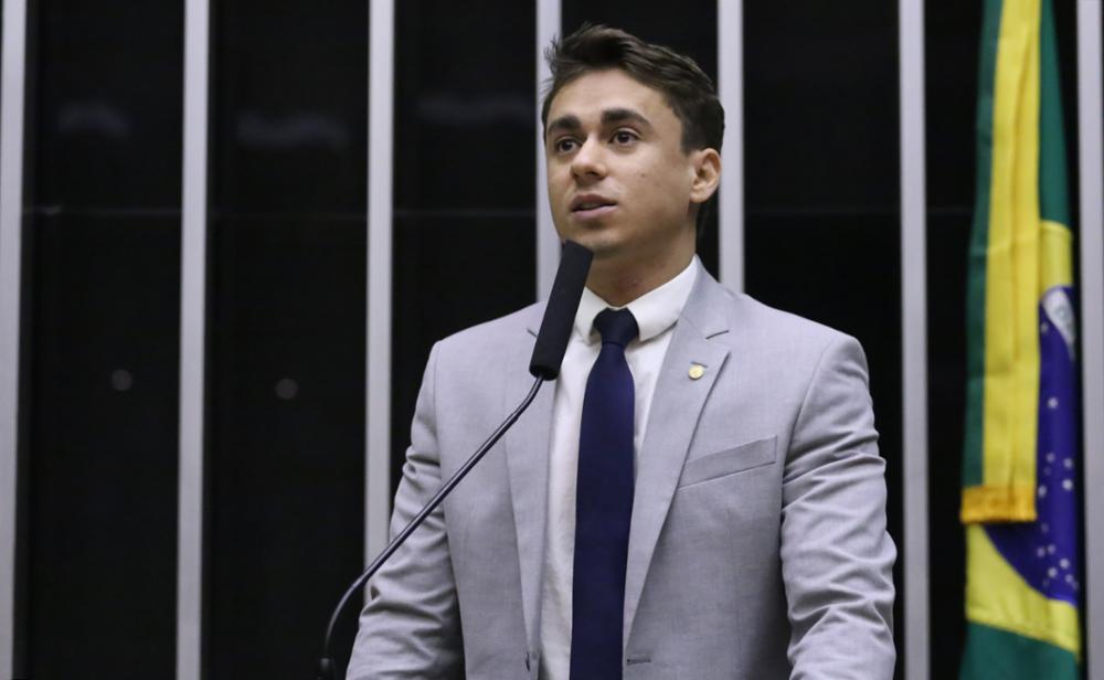 De forma unânime, TRE-MG nega ações para cassar mandato de Nikolas