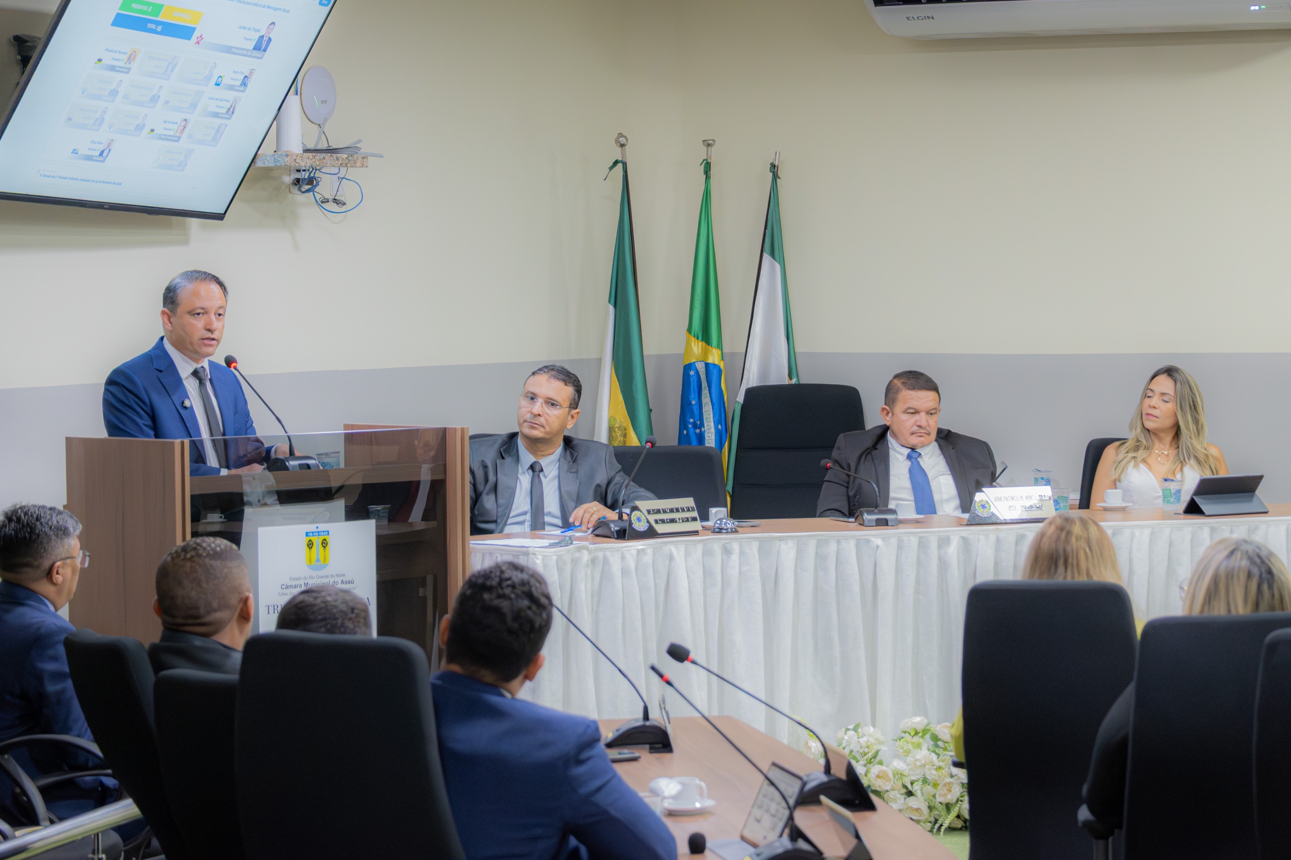 Mensagem anual: Prefeito Lula Soares anuncia criação da Secretaria da Mulher