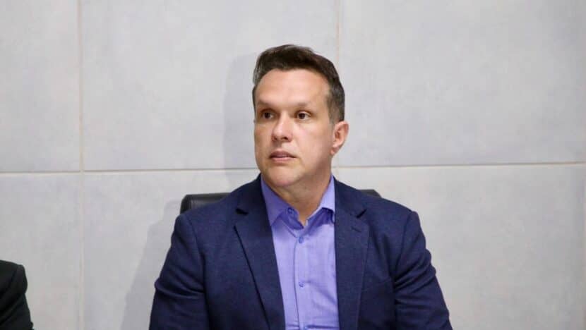 Eriko Jácome renuncia à presidência da Fecam para ser candidato a deputado estadual