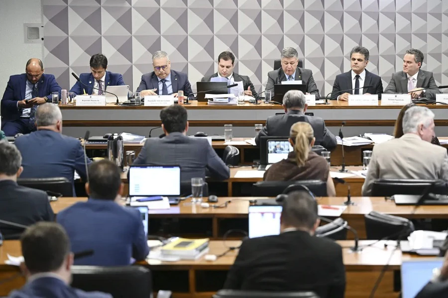 CPMI do INSS ouve Paulo Camisotti e analisa quebra de sigilo de Lulinha