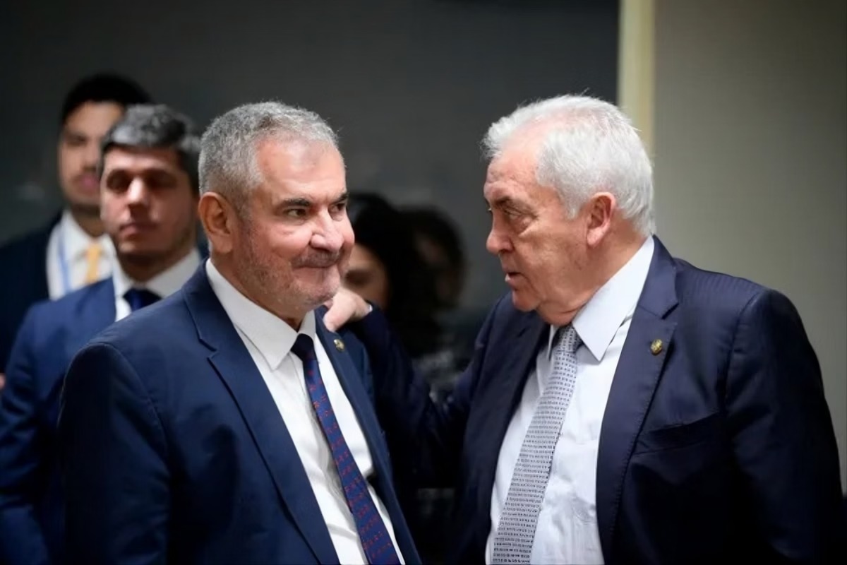 Eleições 2026: saída de senador do PSD expõe racha na base de Lula na Bahia