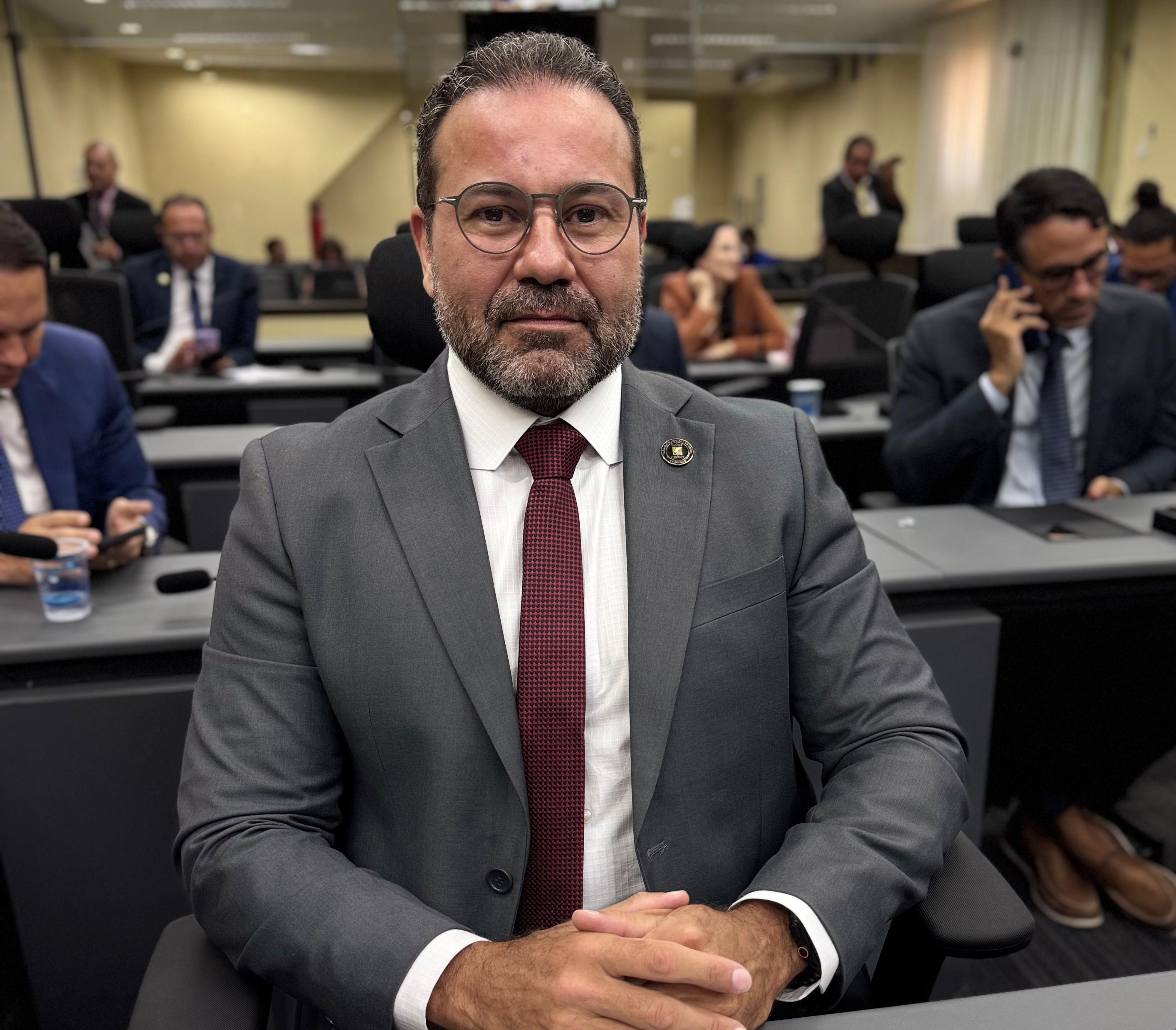 Irapoã é reeleito presidente da Comissão de Planejamento da Câmara