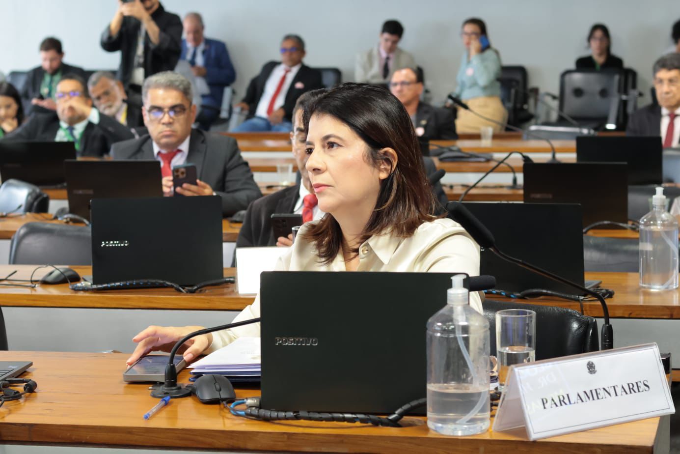 Carla Dickson promove Audiência Pública em Ipanguaçu para debater novas regras d;o Seguro-Defeso