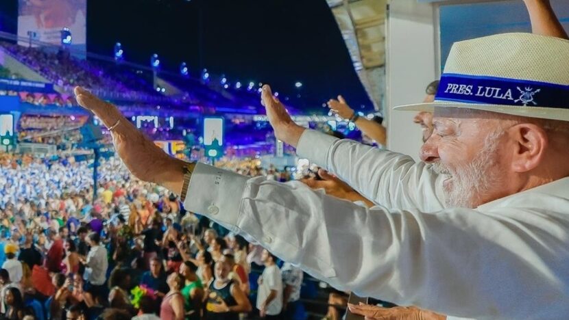 Petistas dizem que queda de escola que homenageou Lula era “bola cantada”