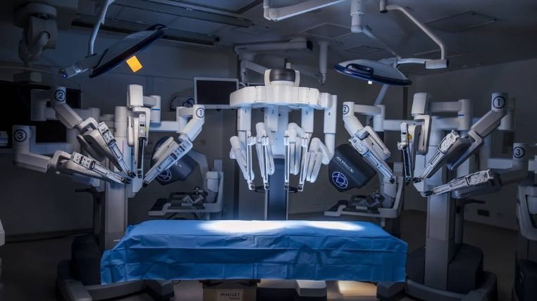 Com investimento de R$ 7 milhões, Natal recebe primeiro robô cirúrgico e revoluciona medicina no RN