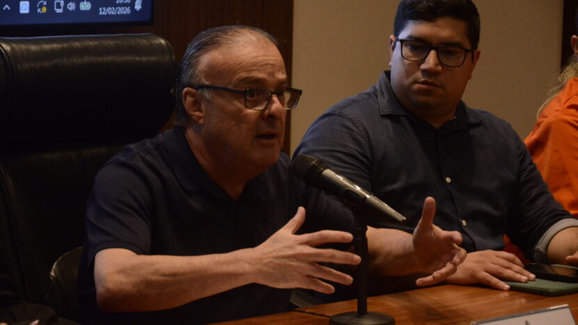 ALAGAMENTOS: prefeito de Natal puxa as orelhas de Natália Bonavides por fazer demagogia com a dor do povo da Zona Norte