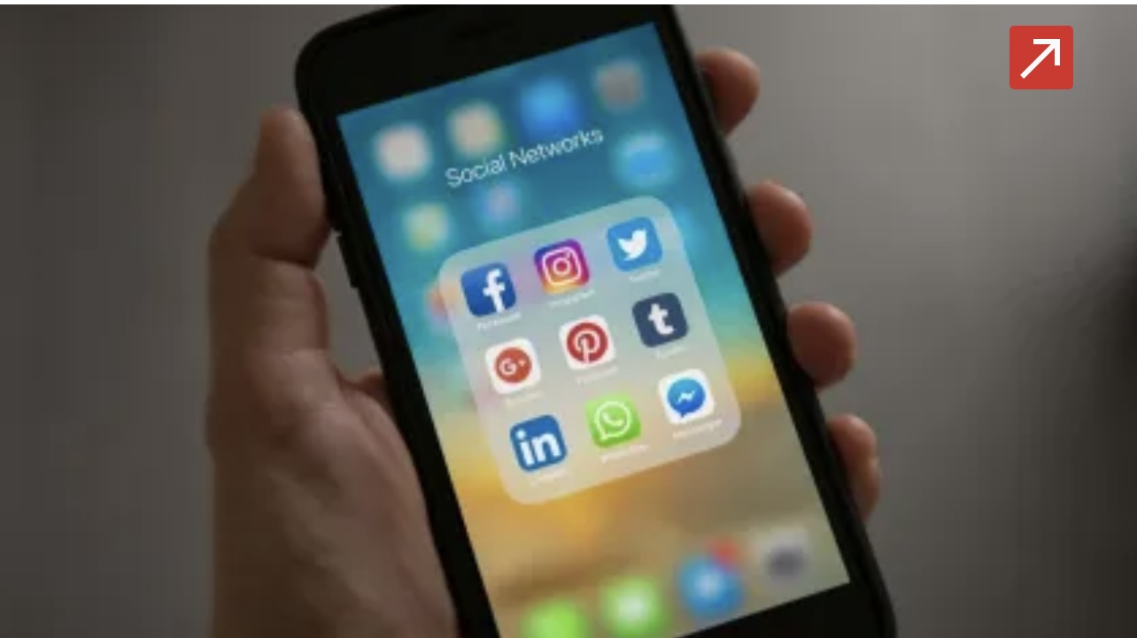 Deputado propõe proibir redes sociais para menores de 16 anos