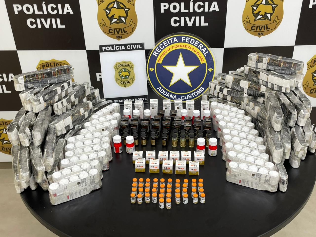 Carga de R$ 480 mil em anabolizantes e medicamentos irregulares é apreendida em Natal; suspeito é preso