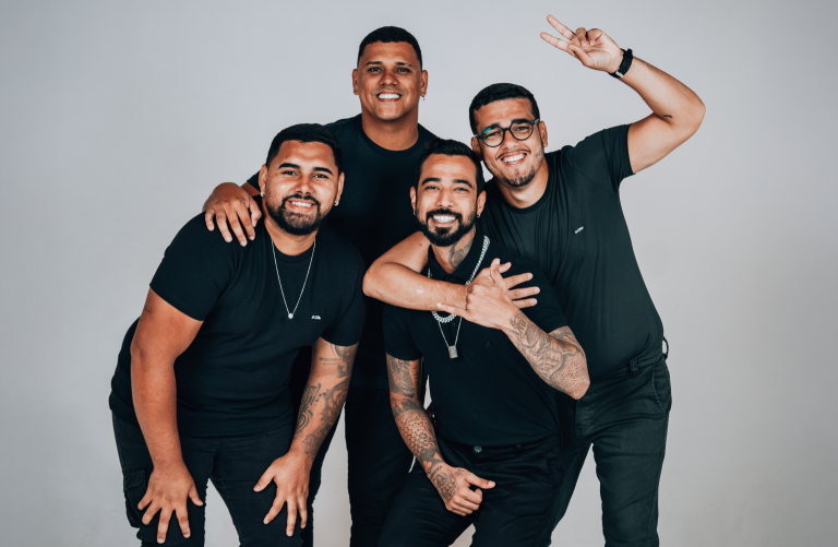 Grupo de pagode pede ajuda para recuperar instrumentos após assalto em Natal
