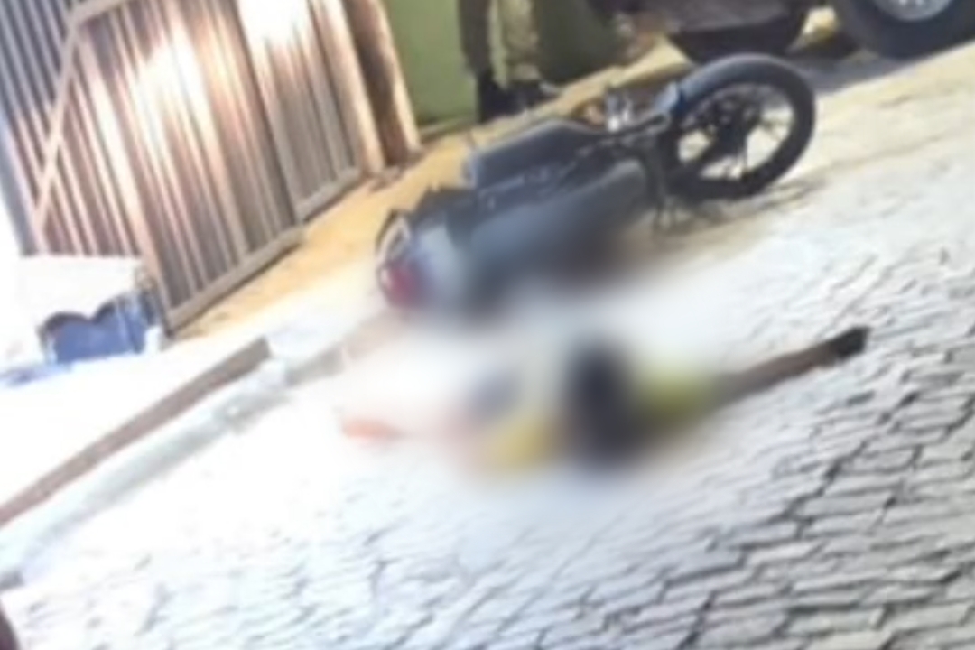 Tiroteio termina com adolescente morto e criança baleada na zona Oeste de Natal