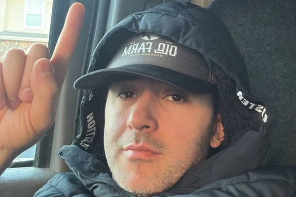 Influenciador brasileiro que fazia elogios a Trump é preso pelo ICE nos Estados Unidos