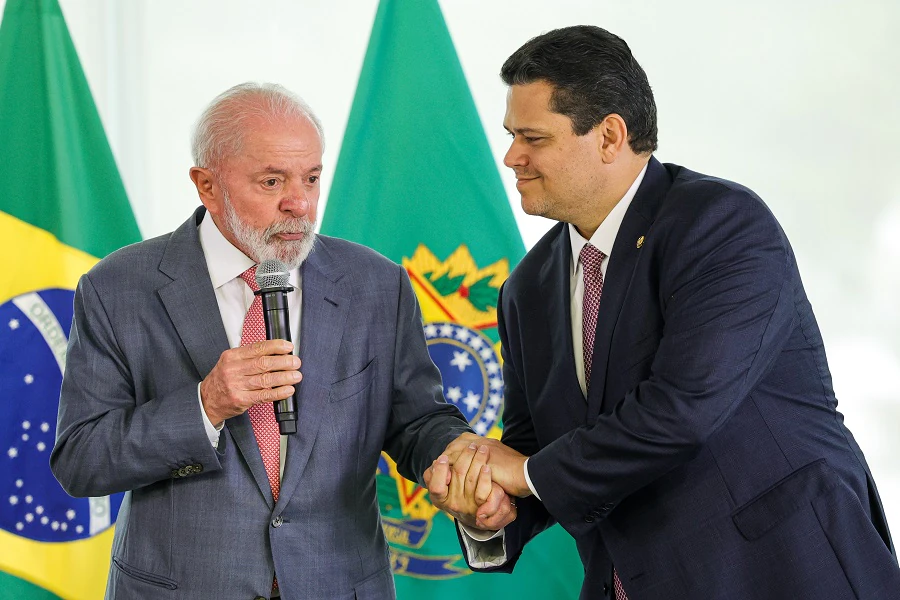 Governo Lula paga R$ 1,69 bilhão em emendas de anos anteriores e bate recorde no início de 2026