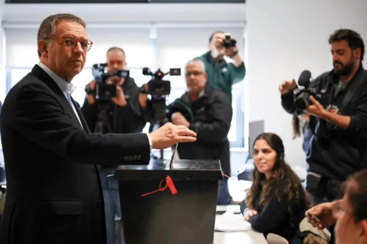 Presidente de Portugal: socialista moderado vence eleição