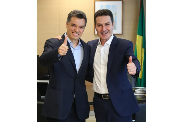 Com Walter Alves, Jader Filho anuncia novas unidades habitacionais para o RN