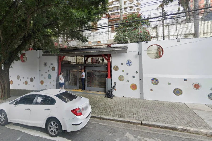 Alunos são suspensos após lista com “meninas mais estupráveis”