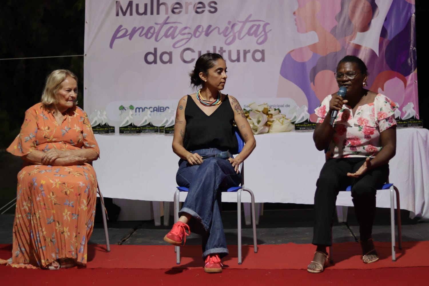 Mulheres de diferentes segmentos de Macaíba mostram sua expressividade cultural em evento no Solar Ferreiro