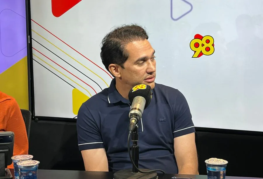 Kleber avalia que Fátima só deve deixar governo se tiver segurança sobre eleição indireta
