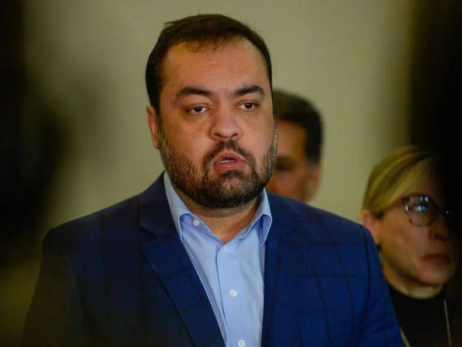 TSE forma maioria para tornar Cláudio Castro inelegível
