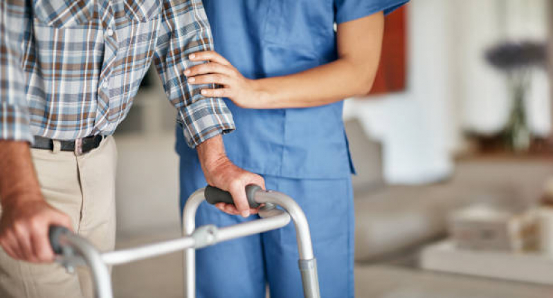 Empresa de home care é condenada a indenizar motorista de veículo após acidente em Natal