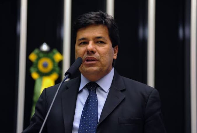 Relator ignora pressão de Lula e mantém redução da maioridade