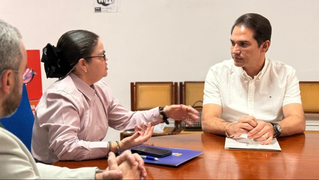 Kleber Rodrigues se reúne com reitora para discutir implantação de campus da UERN para o Agreste