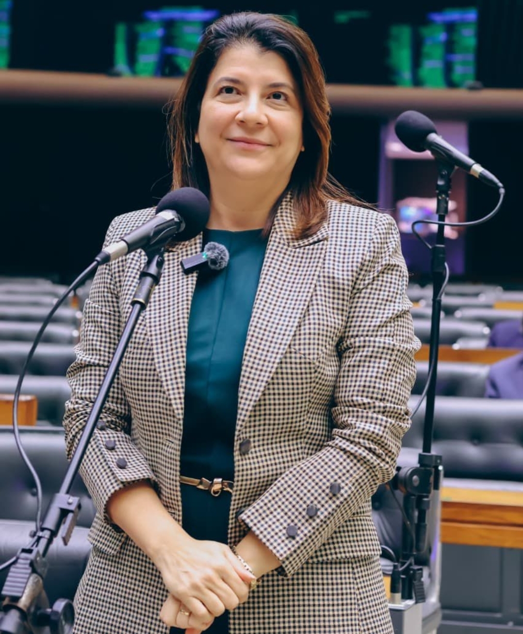 Carla Dickson consolida candidatura à reeleição para Câmara Federal e cresce em todas as regiões do RN