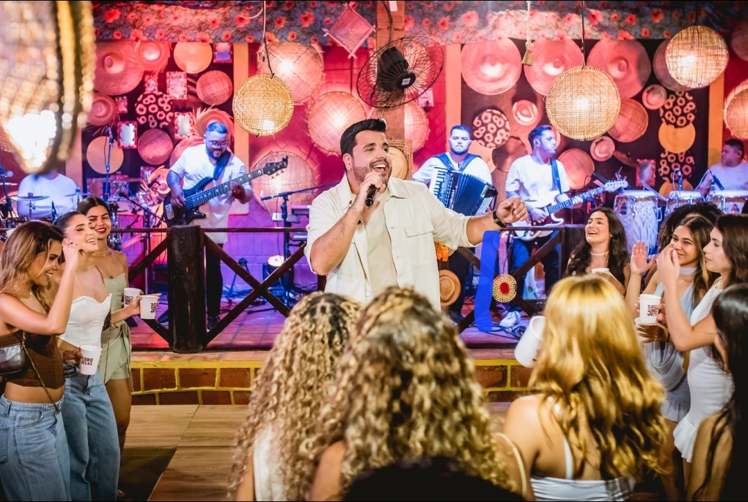Pedro Luccas lança audiovisual “Tudo do Meu Jeito em Forró” no dia 6 de junho no Teatro Riachuelo
