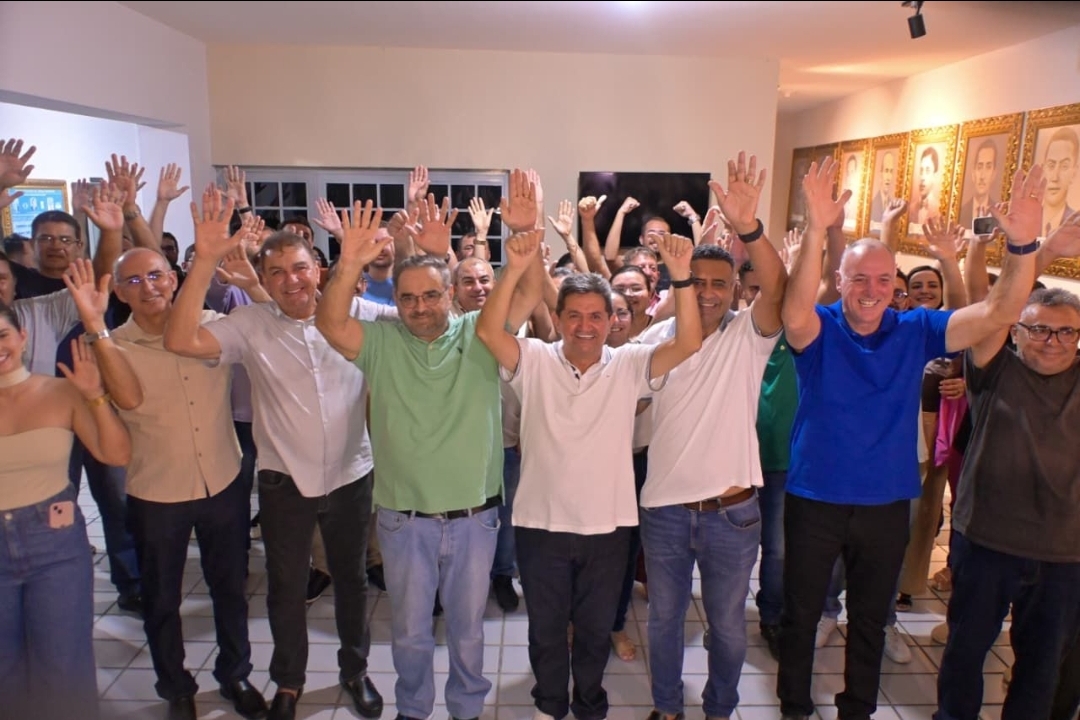 Prefeito Bibi de Nenca, vice-prefeito e grupo político de Campo Grande declaram apoio a Álvaro Dias
