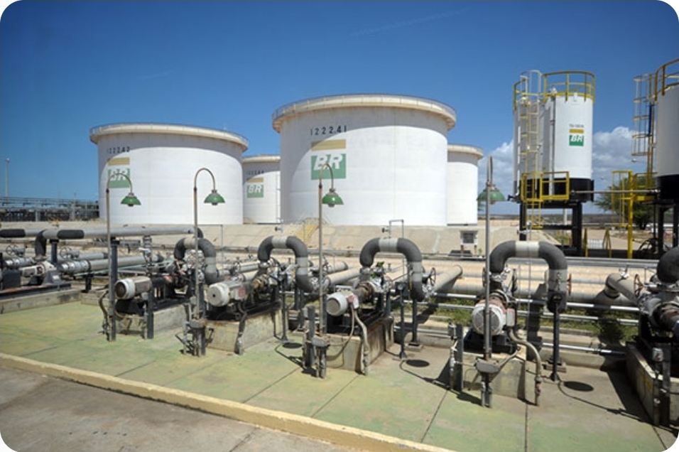 Redução em refinaria potiguar ainda não chega às bombas e setor relata restrição na oferta de distribuidoras