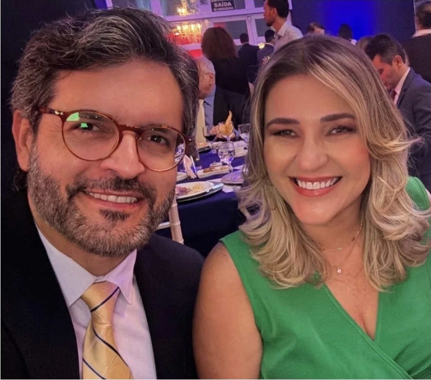 Morre a jornalista Helga Oliveira aos 48 anos