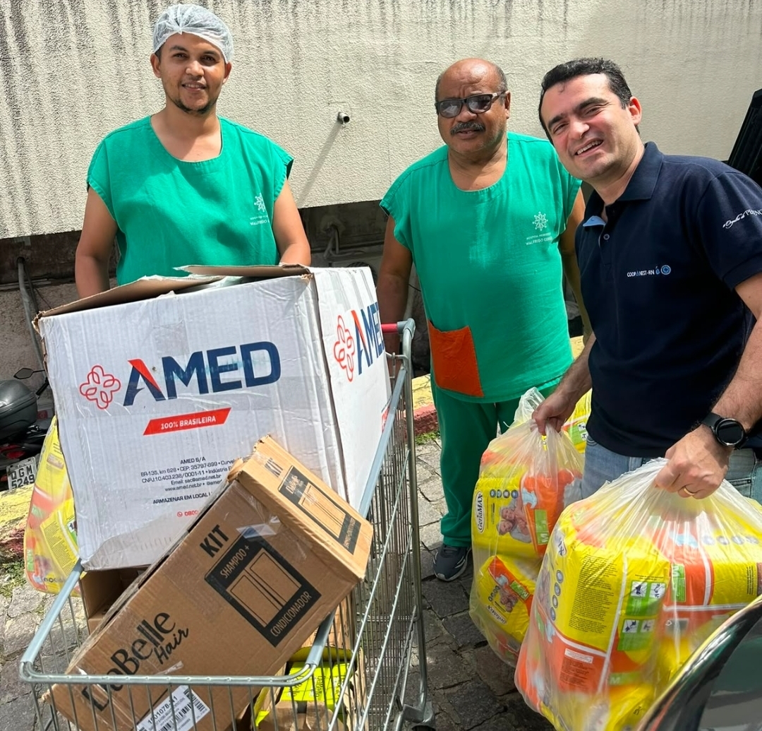 Coopanest entrega quase 2 mil itens de higiene ao setor de queimados do Walfredo Gurgel e reforça compromisso social
