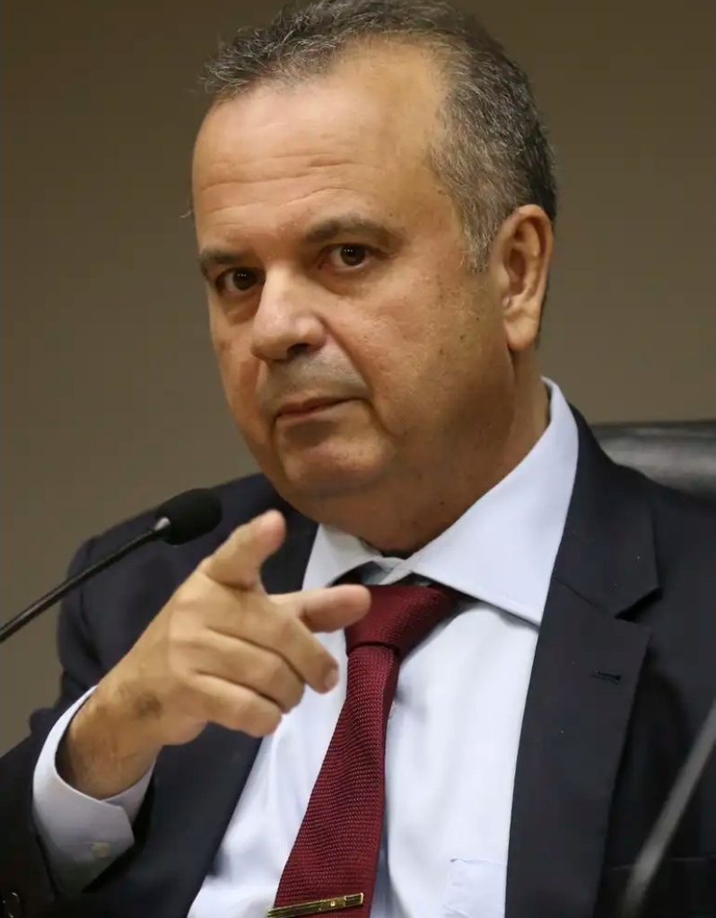 Rogério Marinho critica decisão de Moraes e diz que restrição a Flávio Bolsonaro representa "tentativa de silenciamento"