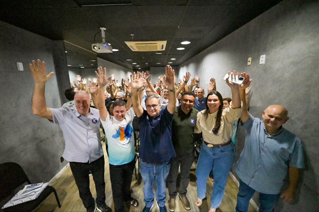 Álvaro Dias amplia base política em Natal e reúne mais de 50 lideranças em evento promovido por deputado Batista Arena das Dunas