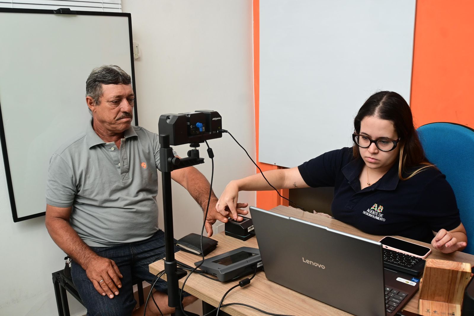 Prefeitura do Assú adquire equipamento de captura de imagens digitais para emissão de Carteira de Identidade