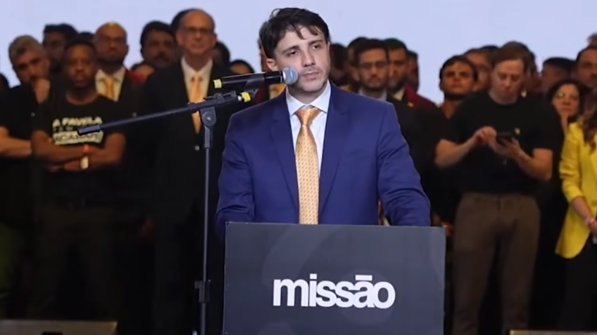 Renan Santos defende uso de força letal contra criminosos