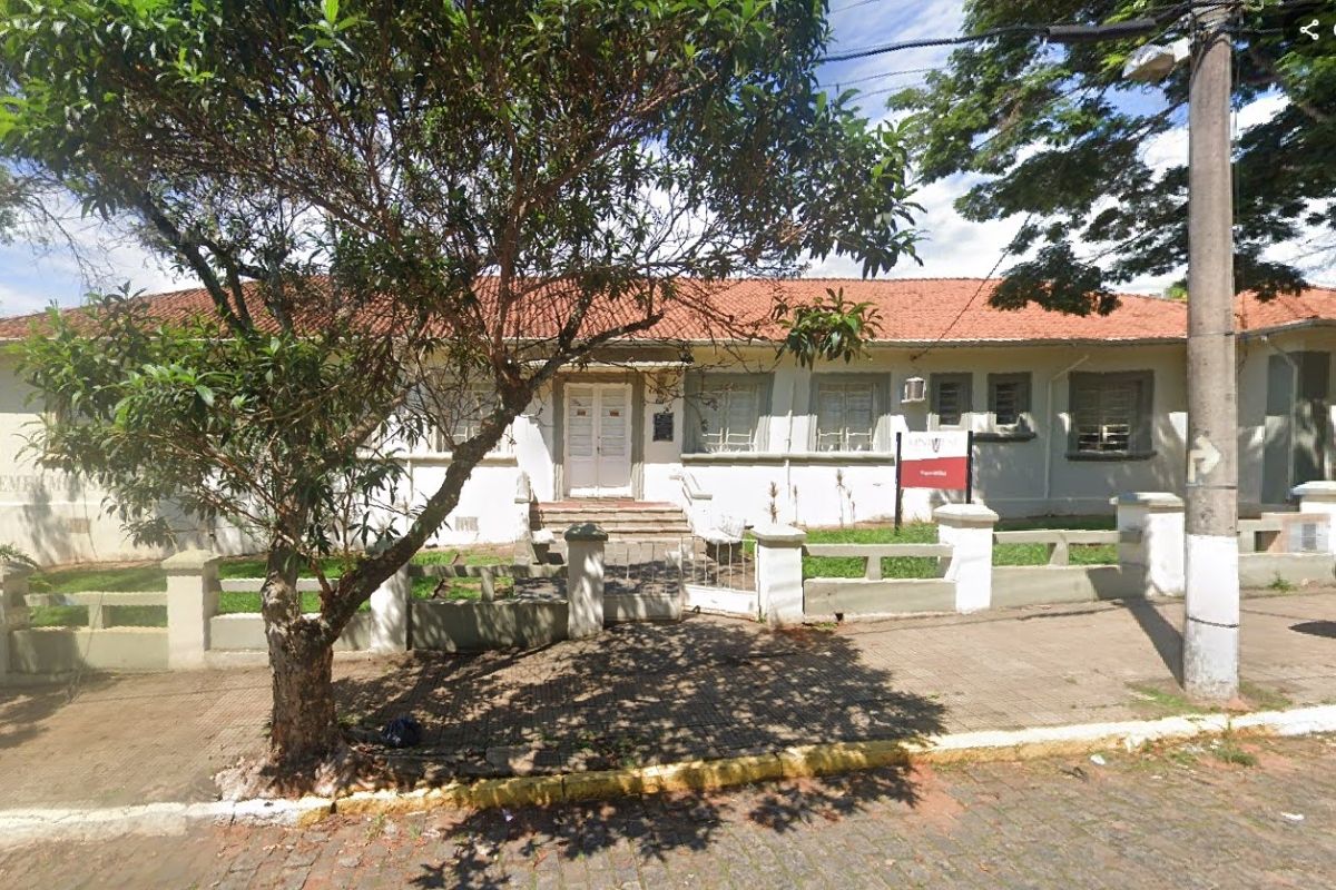 Estudante ataca colega e professora com martelo e facas em universidade de SP