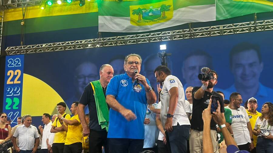 Álvaro Dias reafirma aliança com Flávio Bolsonaro e projeta campanha no RN