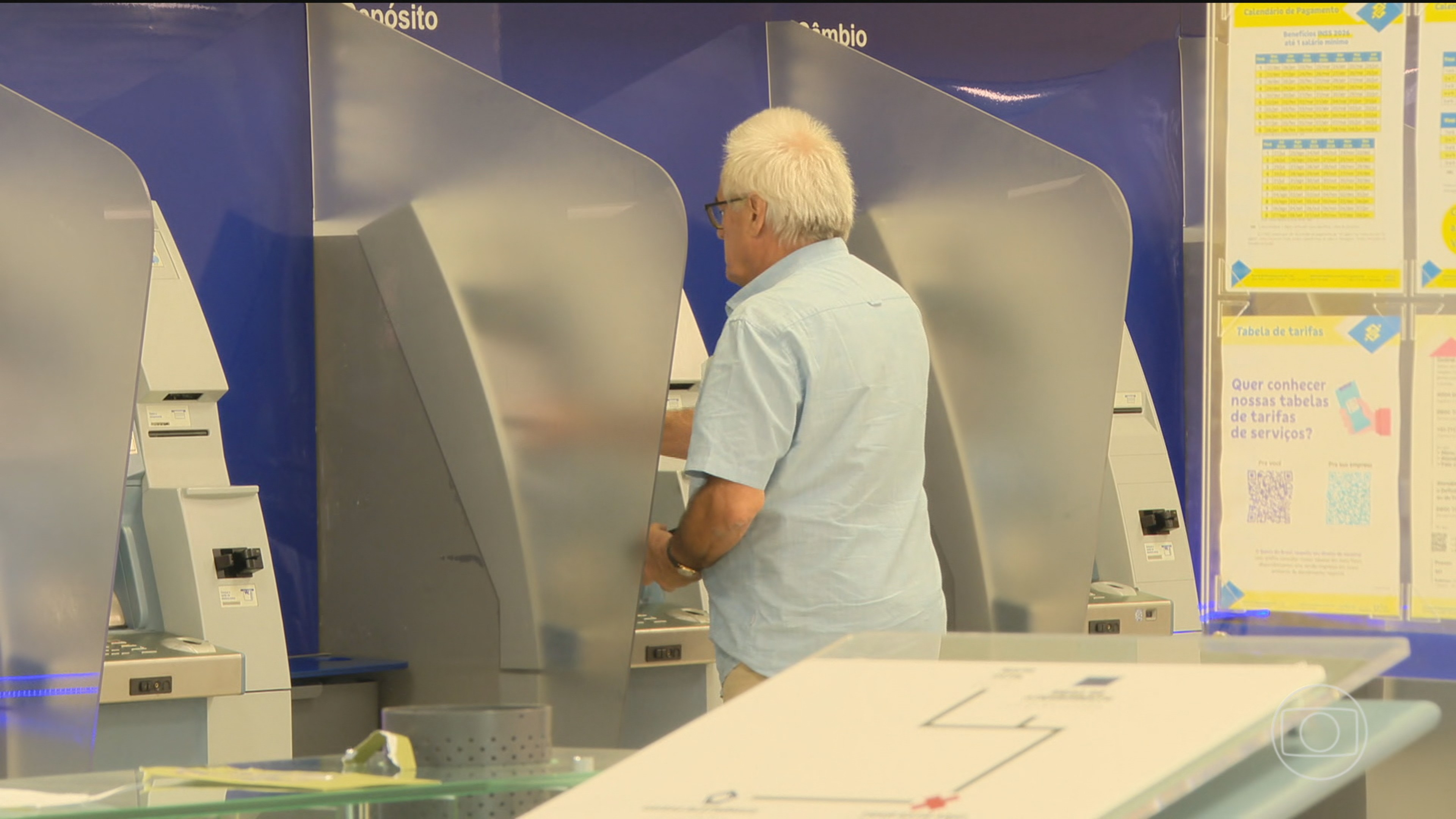 INSS adianta 13º e injeta R$ 78 bilhões na economia