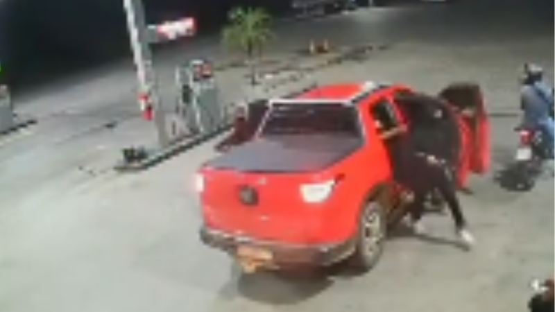 Polícia Militar do RN detém quatro suspeitos de assalto com fuzil