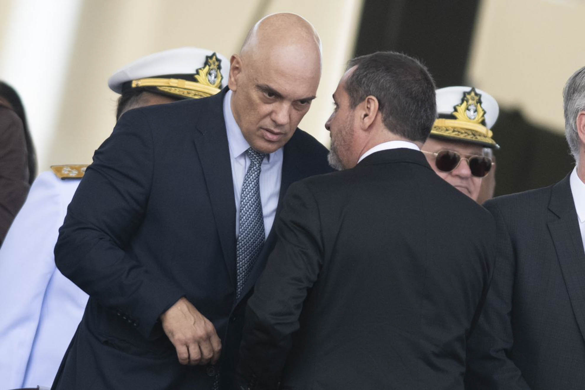 Moraes e PF ampliam ofensiva contra milícias e CV após decisão dos EUA